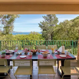 Villa Sur Cavalaire-sur-Mer